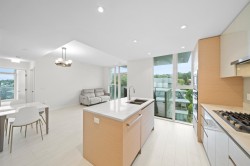 1302-3538 Sawmill Crescent  Vancouver, BC V5S 0J8