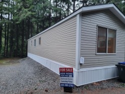 16-5288 Selma Park Road Sechelt, BC V7Z 0C2