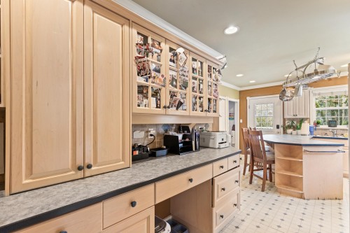 21298 River Road, Maple Ridge, BC 