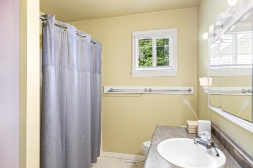 21298 River Road, Maple Ridge, BC 