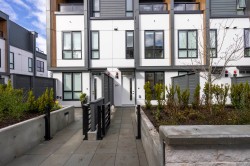 210-715 Ducklow Street  Coquitlam, BC V3J 4C9
