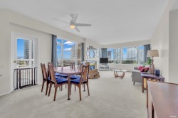 901-6521 Bonsor Avenue Burnaby, BC V5H 4N3