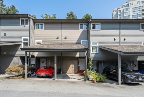 231 Balmoral Place  Port Moody, BC V3H 4B9