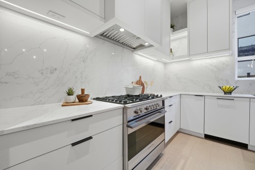4-6070 Elgin Avenue, Burnaby, BC 