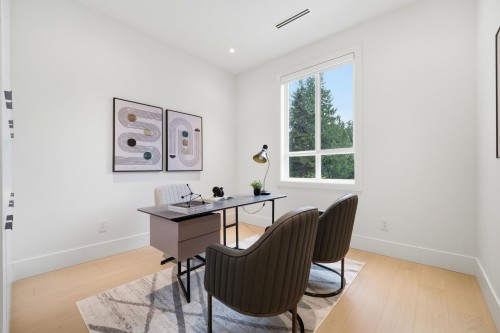 4-6070 Elgin Avenue, Burnaby, BC 