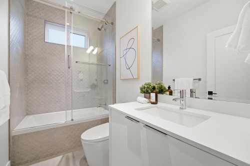 4-6070 Elgin Avenue, Burnaby, BC 