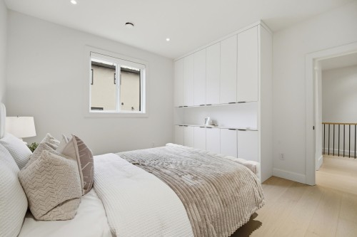 4-6070 Elgin Avenue, Burnaby, BC 