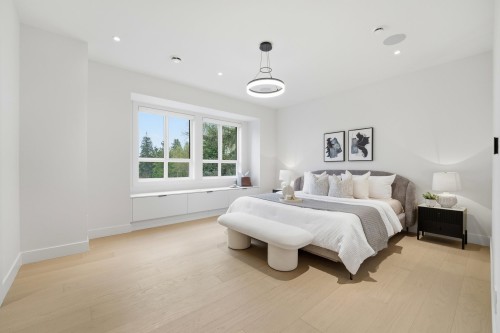 4-6070 Elgin Avenue, Burnaby, BC 
