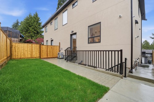 4-6070 Elgin Avenue, Burnaby, BC 