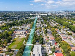 2206 8th Avenue E Vancouver, BC V5N 1V5