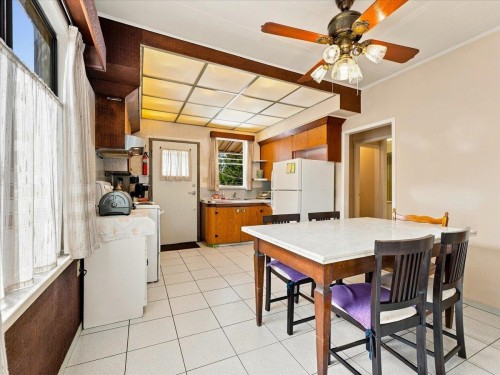 2206 8Th Avenue E, Vancouver, BC 
