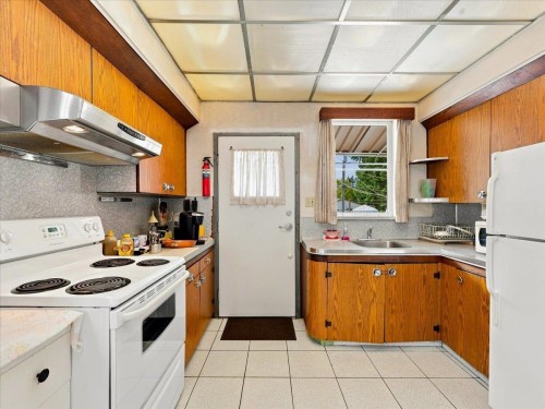 2206 8Th Avenue E, Vancouver, BC 