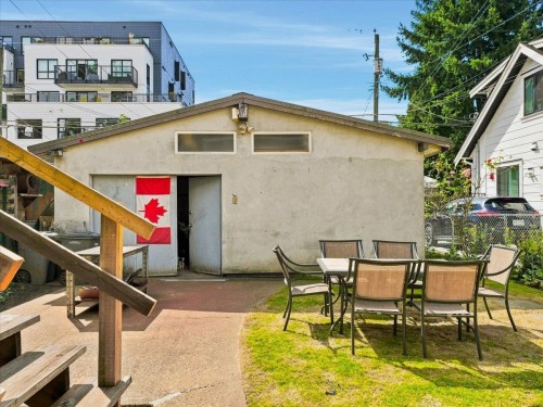 2206 8Th Avenue E, Vancouver, BC 