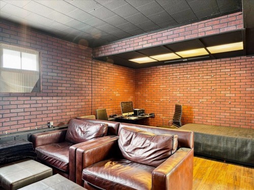2206 8Th Avenue E, Vancouver, BC 