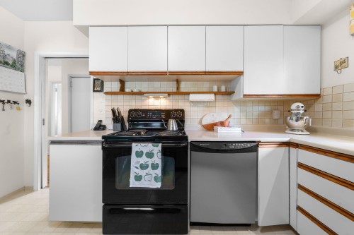 2011 Bridgman Avenue, North Vancouver, BC 