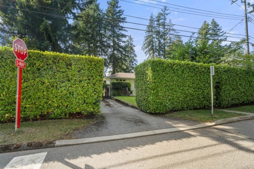 2011 Bridgman Avenue, North Vancouver, BC 