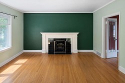 4279 W16th Ave  Vancouver, BC V6R 3E5