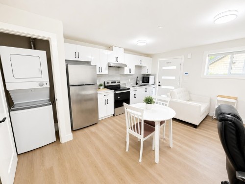 B-1766 64th Avenue E, Vancouver, BC V5P 2M7 4