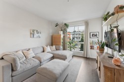 210-625 3rd Street E North Vancouver, BC V7L 1G6