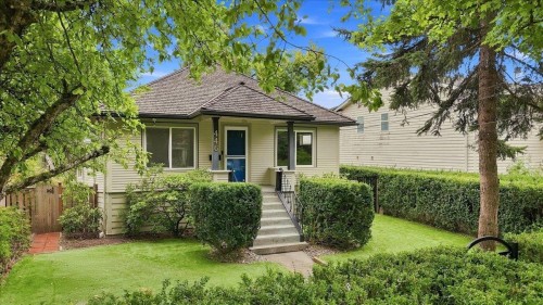 446 Kelly Street  New Westminster, BC V3L 3T9