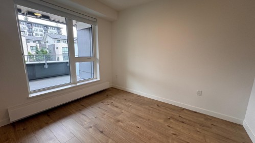 3xx-9688 University Crescent , Burnaby, BC V5A 0H5 4