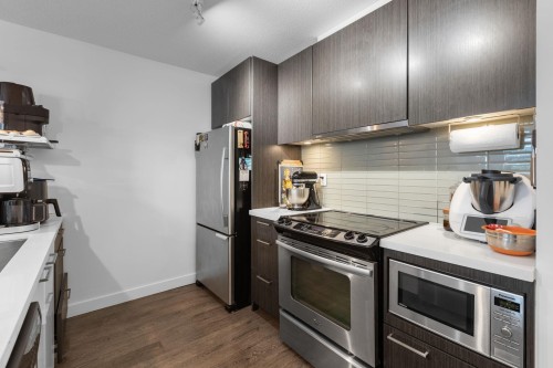 302-618 Langside Avenue, Coquitlam, BC 