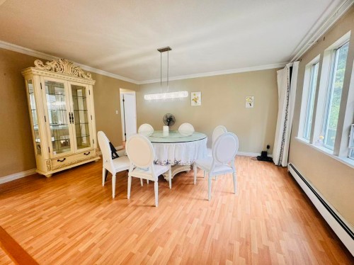 4000 W 33rd Avenue , Vancouver, BC V6N 2H7 5