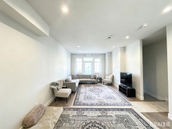 36-189 Wood Street New Westminster, BC V3M 0L7