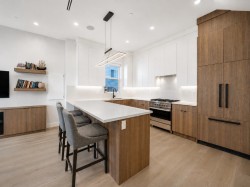 1907 40th Avenue E Vancouver, BC V5P 1J1
