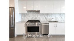 605-231 East Pender Street Vancouver, BC V6A 0G3