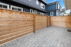 2-552 Kaslo Street  Vancouver, BC V5K 3Z2