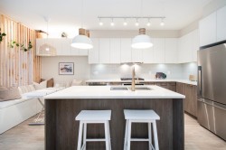 111-615 3rd Street ENorth Vancouver, BC V7L 0G3