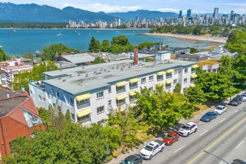 303-2469 Cornwall Avenue  Vancouver, BC V6K 1B9