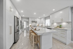 2480 Gale Avenue  Coquitlam, BC V3K 6B6