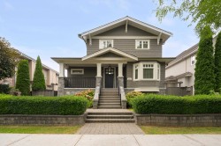 3955 Dundas Street  Burnaby, BC V5C 1A6