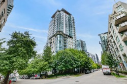 1505-590 Nicola Street  Vancouver, BC V6G 3J8