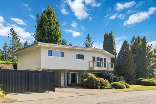 2285 Tompkins Crescent  North Vancouver, BC V7H 2E2