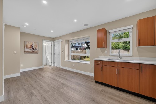 6167 Commercial Street, Vancouver, BC 