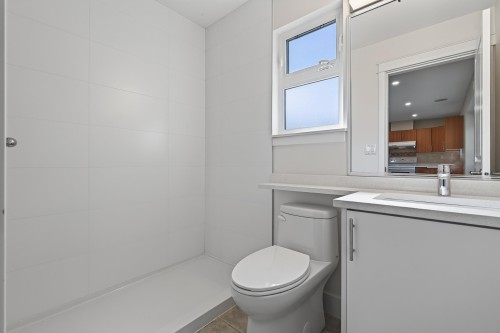 6167 Commercial Street, Vancouver, BC 