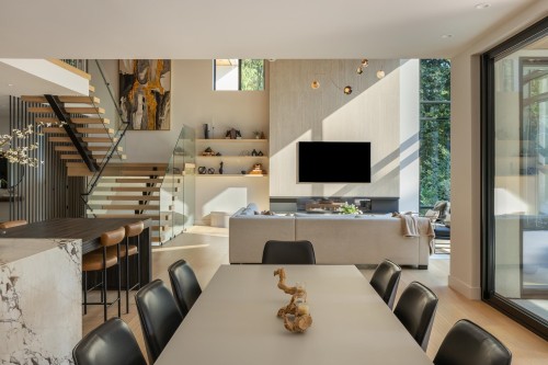 450 Macbeth Crescent, West Vancouver, BC 