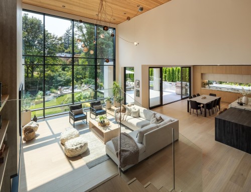 450 Macbeth Crescent, West Vancouver, BC 