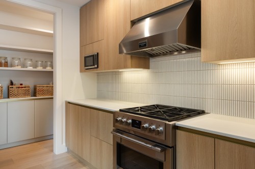 450 Macbeth Crescent, West Vancouver, BC 