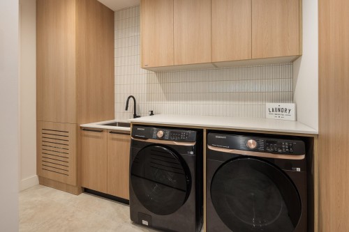 450 Macbeth Crescent, West Vancouver, BC 