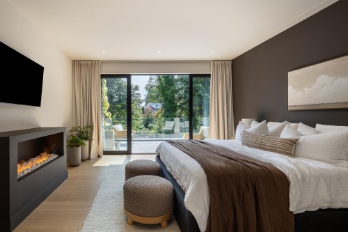 450 Macbeth Crescent, West Vancouver, BC 