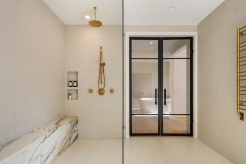 450 Macbeth Crescent, West Vancouver, BC 