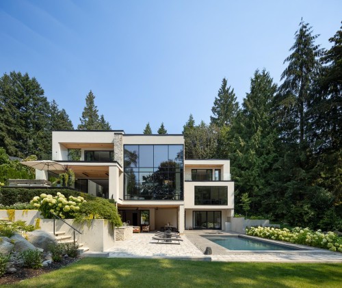 450 Macbeth Crescent, West Vancouver, BC 