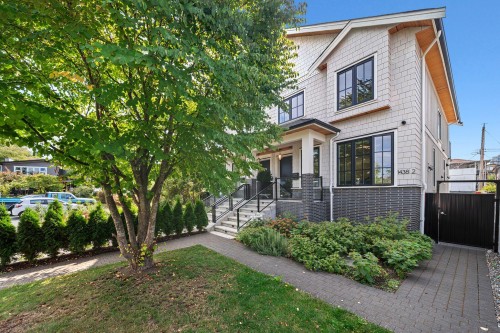 1438 17Th Avenue E, Vancouver, BC 