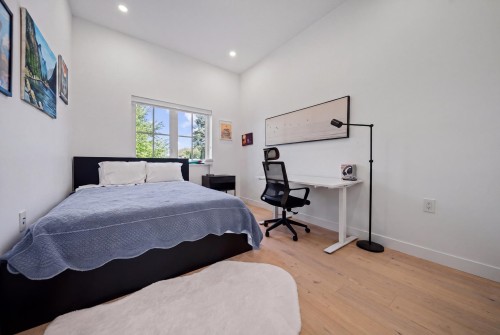 1438 17Th Avenue E, Vancouver, BC 