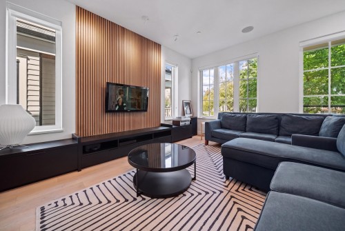 1438 17Th Avenue E, Vancouver, BC 