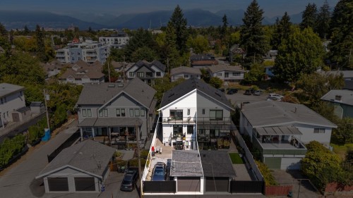 1438 17Th Avenue E, Vancouver, BC 